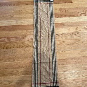 Authentic Burberry Womens Scarf